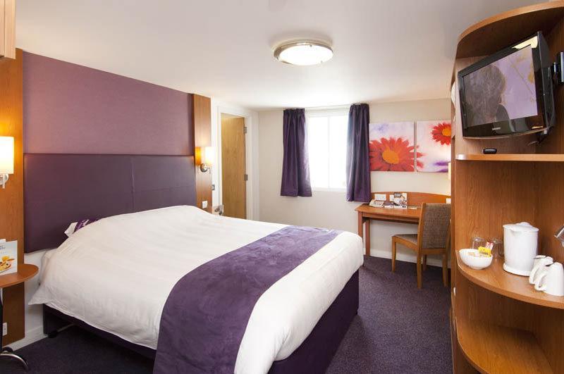 Premier Inn Evesham Dış mekan fotoğraf